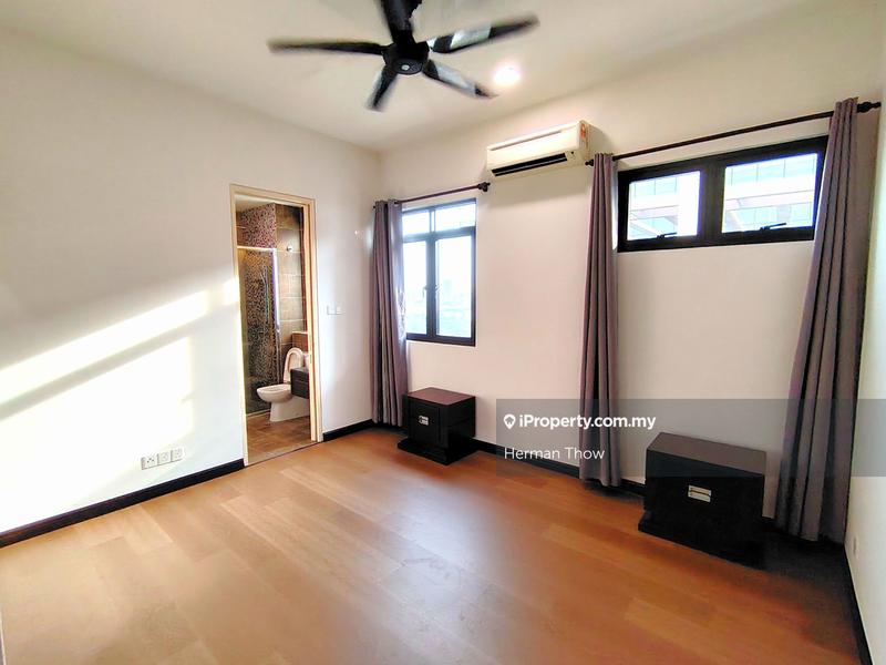 Service Residence for Sale in Isola by Herman Thow - iProperty.com.my