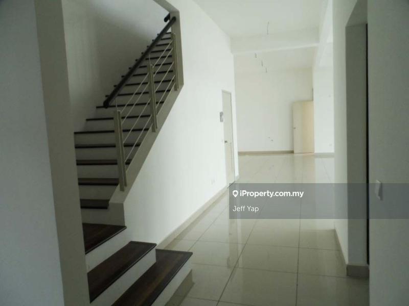 Cluster House for Sale in Nusa Duta, Iskandar Puteri (Nusajaya) by Jeff Yap - iProperty.com.my