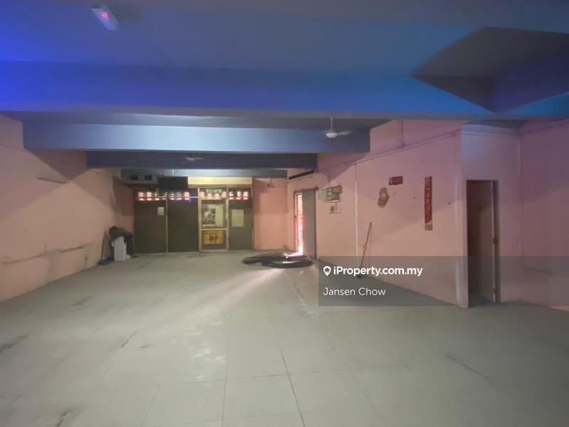 Shop for Sale in Pusat Bandar Baru Rawang, Rawang by Jansen Chow - iProperty.com.my