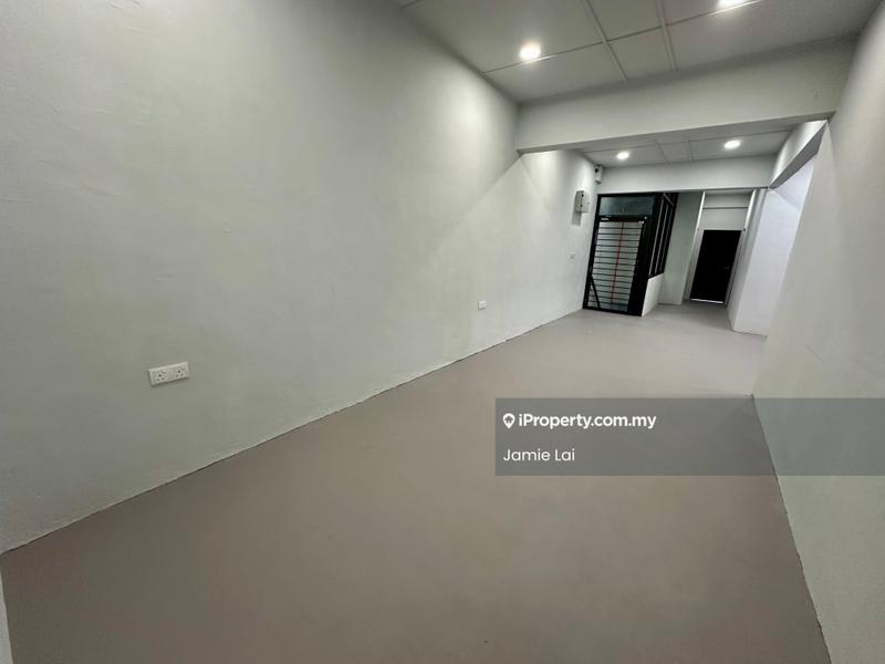 Shop for Rent in Ipoh Garden East, Ipoh by Jamie Lai - Interior - iProperty.com.my