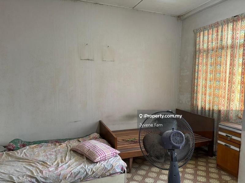 Flat for Sale in United Garden (Taman Lee Yan Lian) by Jyvene Fam - iProperty.com.my