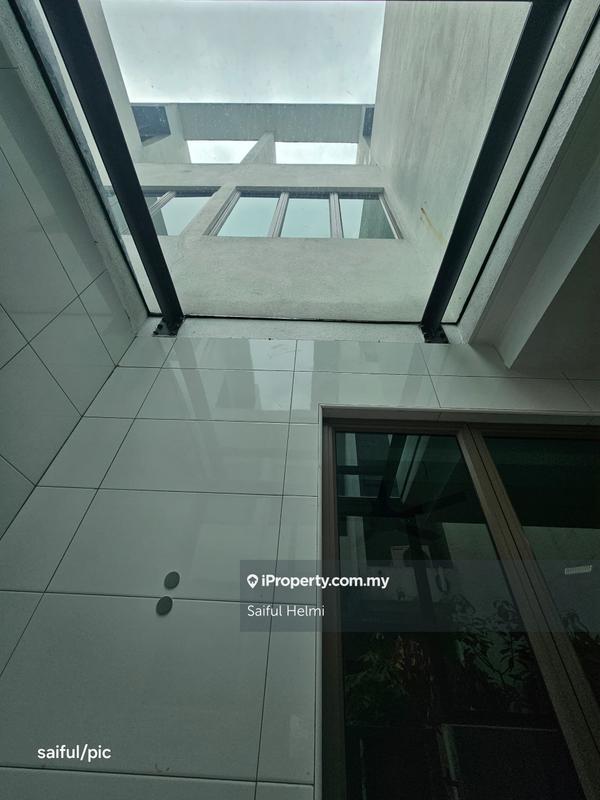 Rumah Teres 3-Tingkat untuk Dijual di Cyber 11, Cyberjaya oleh Saiful Helmi - iProperty.com.my