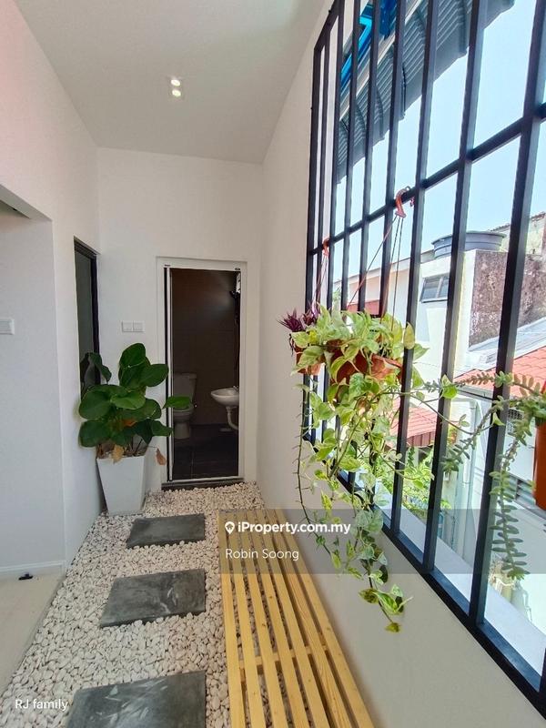 1.5-storey Terraced House for Sale in Ujong Pasir, Ujong Pasir by Robin Soong - iProperty.com.my
