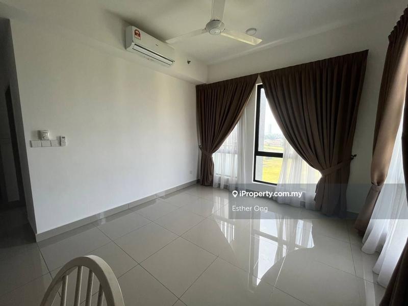 For Sale - Utropolis Urbano