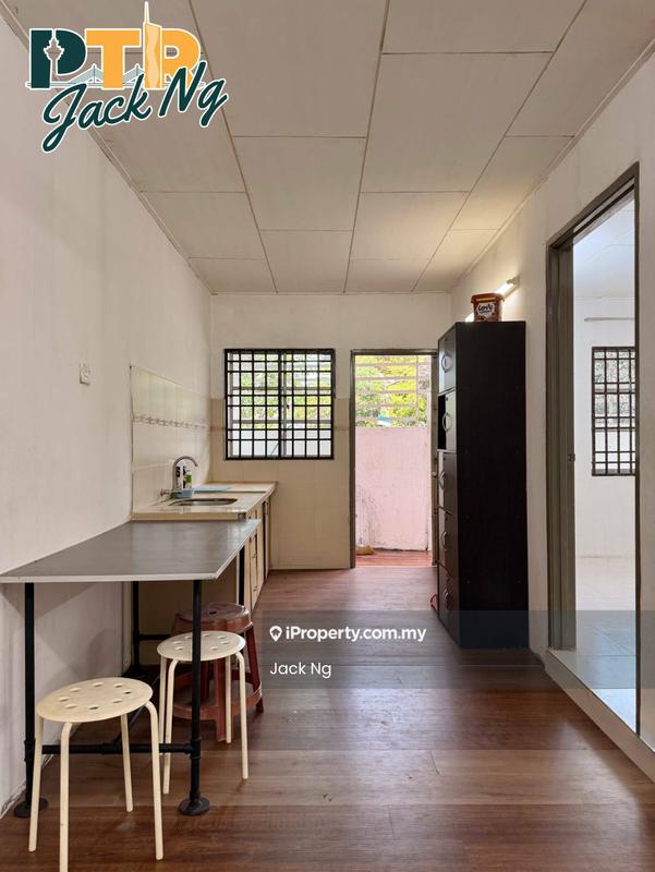 Townhouse for Rent in Pangsapuri Mawar Indah, Butterworth by Jack Ng - Kitchen - iProperty.com.my