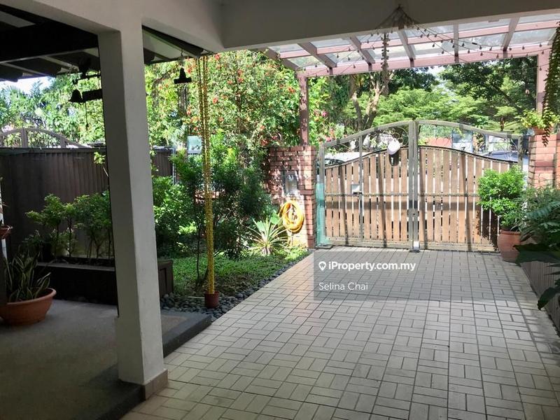 Rumah Teres 2-Tingkat untuk Dijual di Serdang, Seri Kembangan oleh Selina Chai - iProperty.com.my