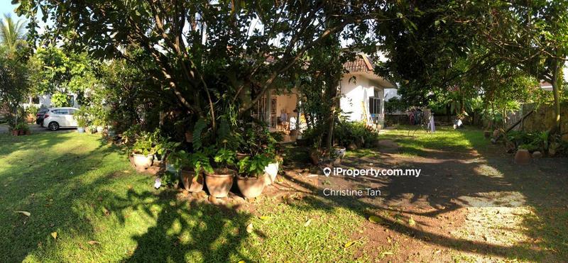Bungalow House for Sale in Kelana Jaya, Petaling Jaya by Christine Tan - iProperty.com.my