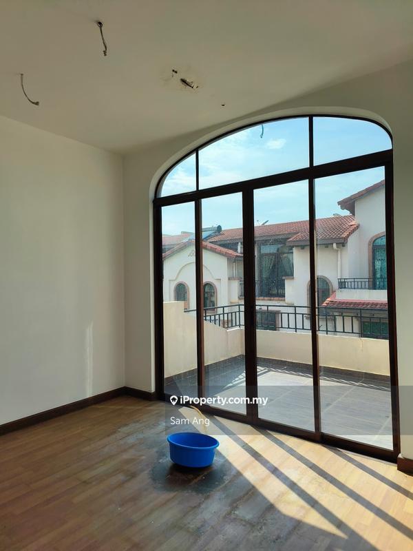 Rumah Berangkai 3 Tingkat untuk Dijual di DiamondCityEndLot,Semenyih Country Garden,Selangor, Semenyih oleh Sam Ang - iProperty.com.my