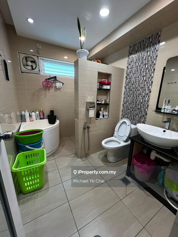Rumah Teres 2-Tingkat untuk Dijual di Taman Bukit Serdang, Seri Kembangan oleh Michael Yb Chai - iProperty.com.my