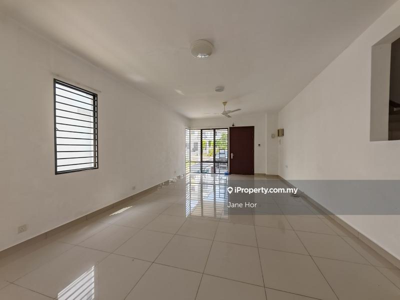 Townhouse for Sale in Puchong, Selangor by Jane Hor - iProperty.com.my