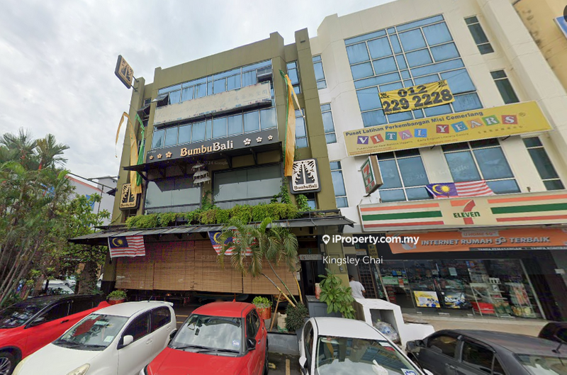 For Sale - ROI 4.5% Above Bandar Puteri Puchong Endlot Puchong