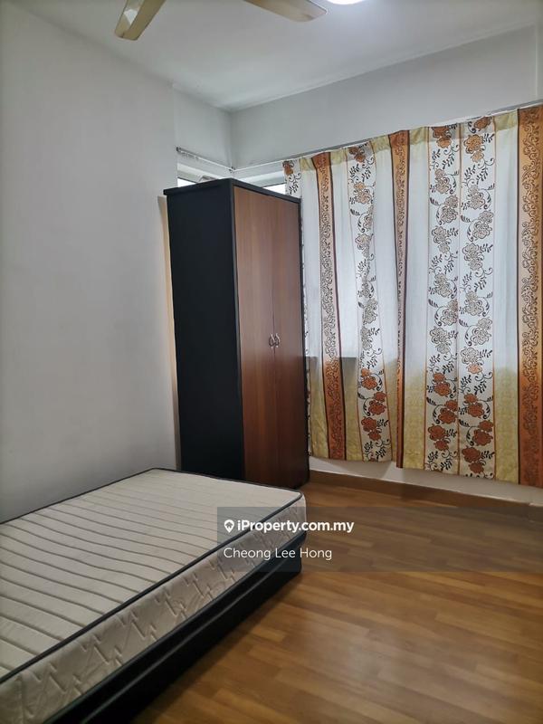 For Sale - Garden @ One South