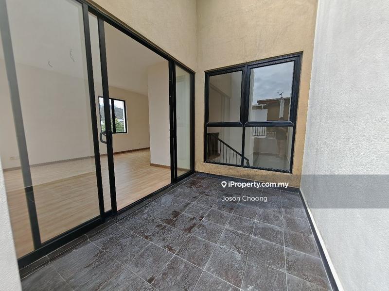 Rumah Teres 3-Tingkat untuk Dijual di Taman Anggun 3, Rawang oleh Joson Choong - iProperty.com.my