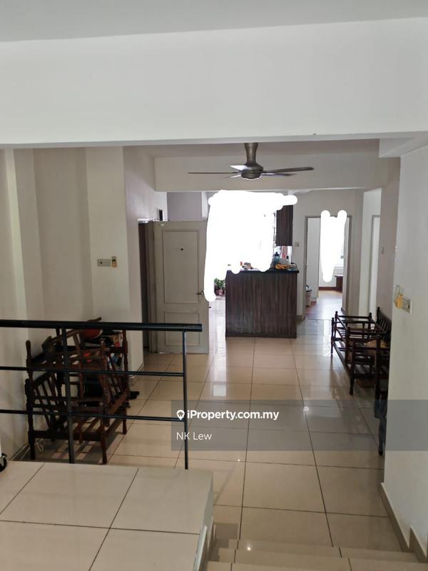 Kondominium untuk Dijual di Bayan Villa, Seri Kembangan oleh NK Lew - iProperty.com.my