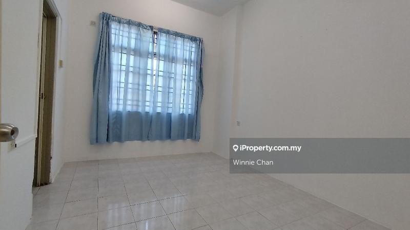 Apartment for Sale in Kings Height by Winnie Chan - iProperty.com.my