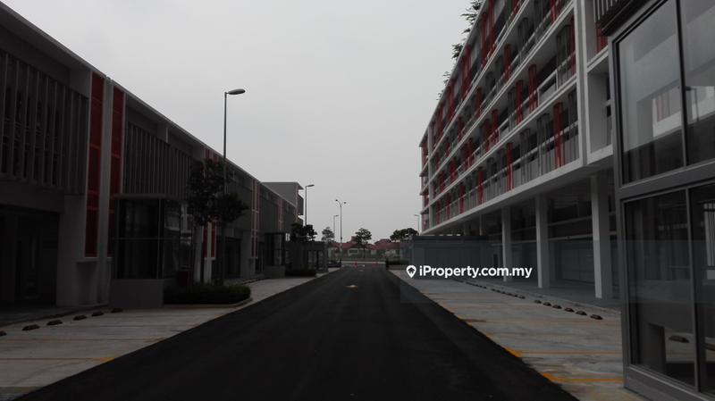 Kediaman Servis untuk Disewa di Suria Jelutong oleh Leo Hon - iProperty.com.my
