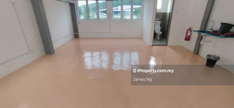 For Rent - Ready move in condition Semi Detached Mantin