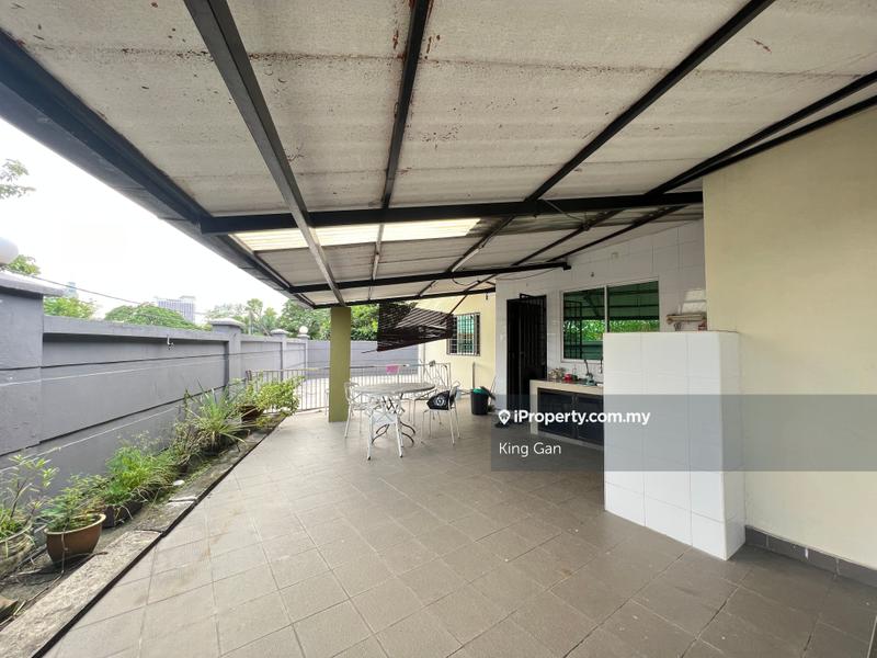Bungalow House for Sale in Bukit Gasing, Petaling Jaya by King Gan - iProperty.com.my