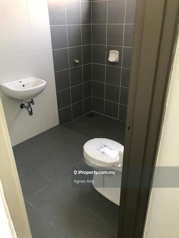 Rumah Teres 2-Tingkat untuk Dijual di Kota Bayuemas, Klang oleh Agnes Ang - iProperty.com.my