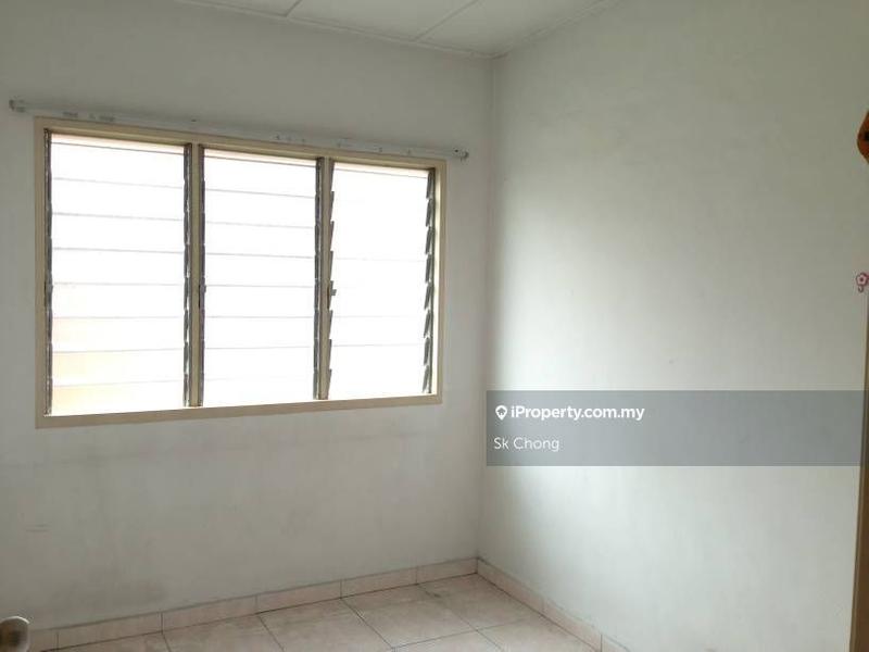Rumah Teres 2-Tingkat untuk Dijual di TAMAN PUCHONG UTAMA, Puchong oleh Sk Chong - iProperty.com.my