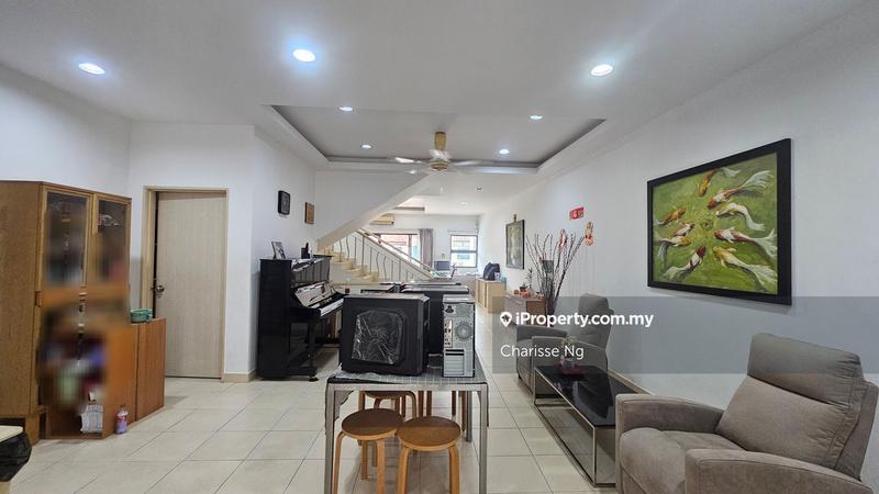 Rumah Teres 3-Tingkat untuk Dijual di Taman Bukit Prima, Cheras oleh Charisse Ng - iProperty.com.my