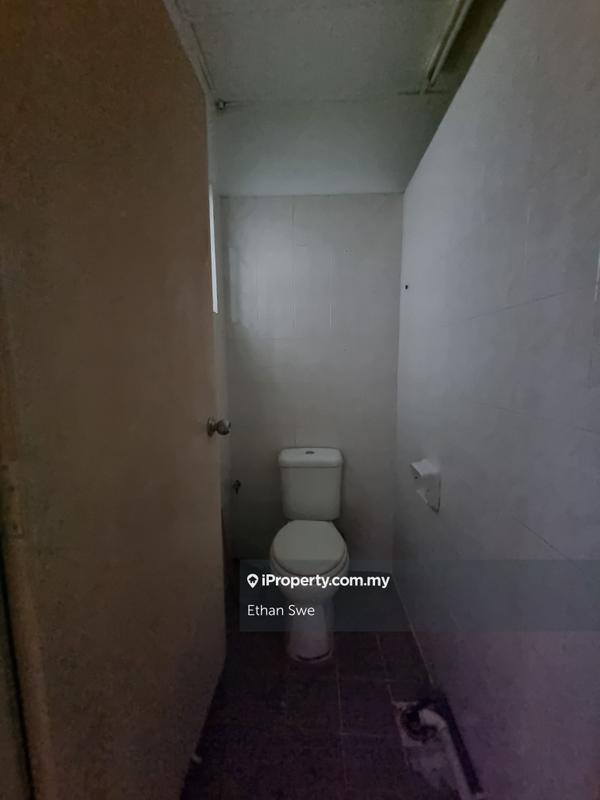Retail-Office for Sale in Batu Caves, Kuala Lumpur by Ethan Swe - iProperty.com.my