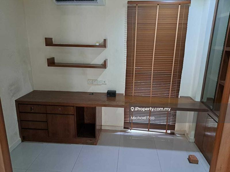 Banglo untuk Dijual di Serdang, Seri Kembangan oleh Michael Foo - iProperty.com.my