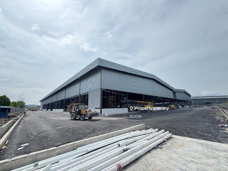 Poon Industrial Property - 工厂表弟