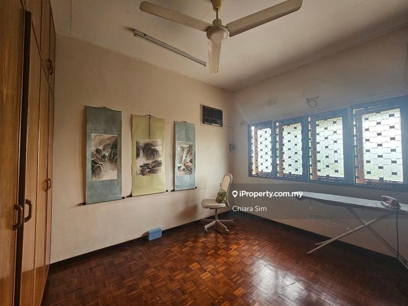Bungalow House for Sale in Taman Cheras, Cheras by Chiara Sim - iProperty.com.my