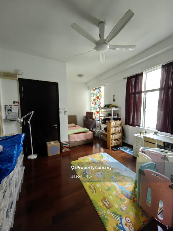 Service Residence for Sale in Subang Olives Residence by Jason Hew - iProperty.com.my