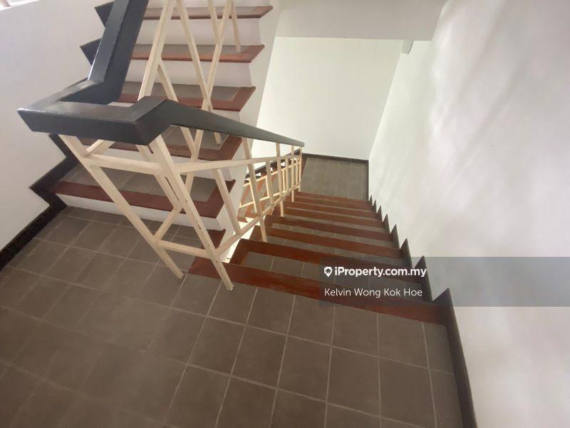 Rumah Berkembar untuk Dijual di Kuchai Lama, Old Klang Road, Happy Garden, Kuchai Lama oleh Kelvin Wong Kok Hoe - iProperty.com.my