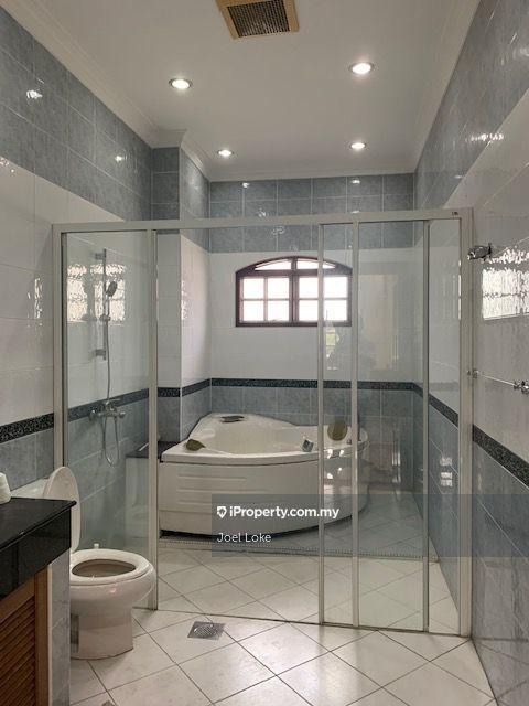 Banglo untuk Dijual di Glenmarie court, Jalan Perintis, Guarded, Glenmarie oleh Joel Loke - iProperty.com.my