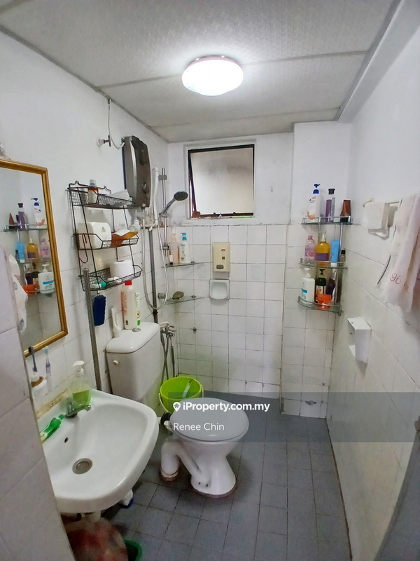 Apartment for Sale in Winner Court B by Renee Chin - iProperty.com.my