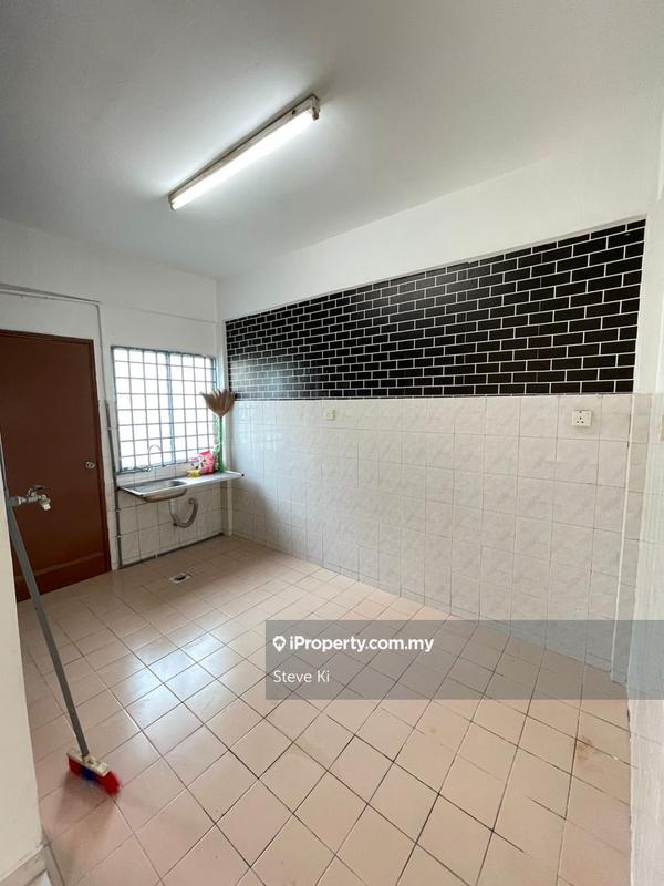 Rumah Berangkai 2 Tingkat untuk Dijual di Kota Kemuning, Berjaya Park, Shah Alam oleh Steve Ki - iProperty.com.my