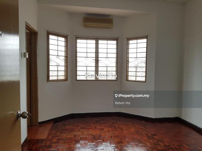 Rumah Teres 2-Tingkat untuk Dijual di Taman Puncak Jalil, Seri Kembangan oleh Kelvin Ho - iProperty.com.my
