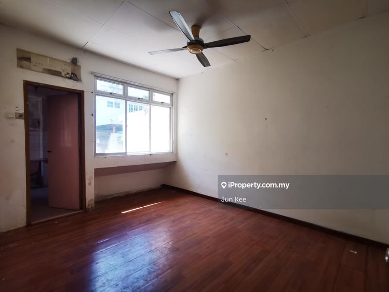 2-storey Terraced House for Sale in Taman Danau Desa, Taman Desa by Jun Kee - iProperty.com.my