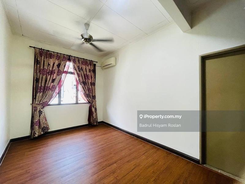 Bungalow House for Sale in Jentayu Timur Enstek, Bandar Enstek by Badrul Hisyam Roslan - iProperty.com.my