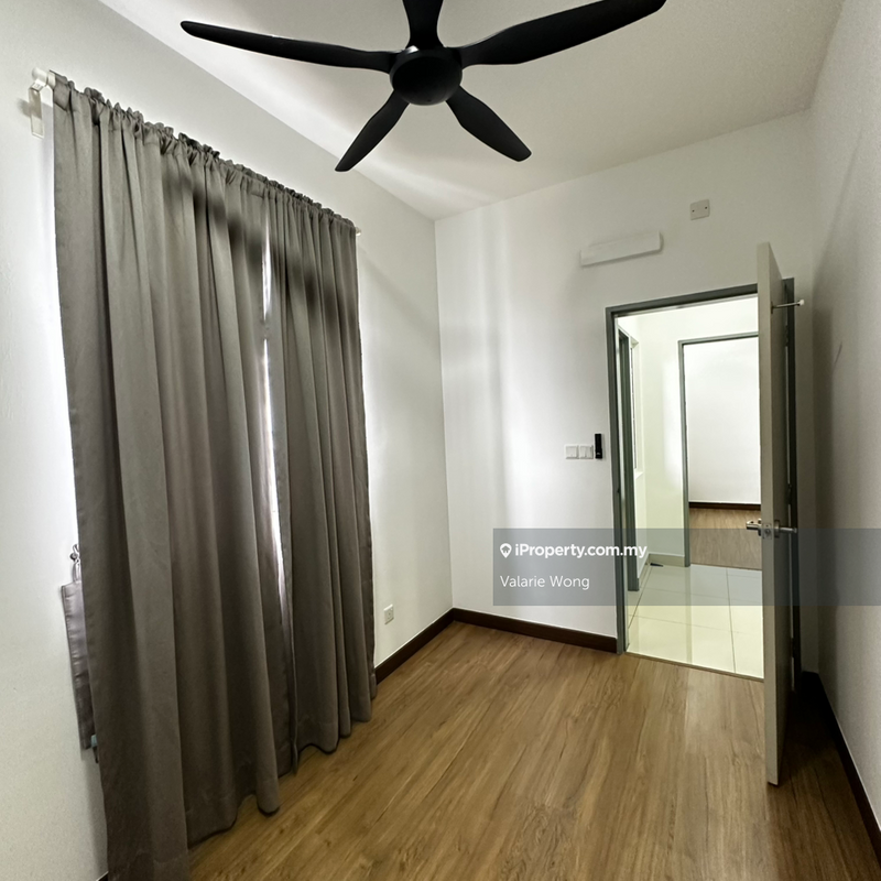 Service Residence for Rent in Pinnacle Sri Petaling by Valarie Wong - iProperty.com.my
