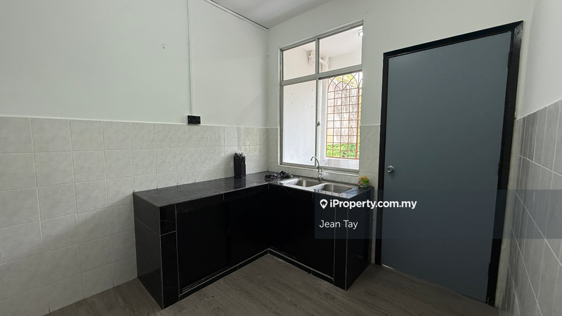 For Rent - Pelangi Apartment