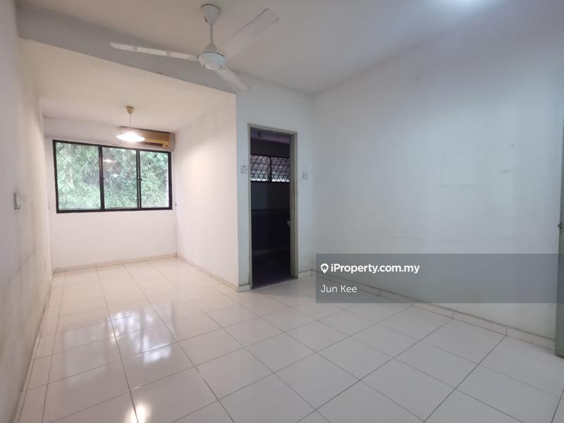 Rumah Berangkai 2 Tingkat untuk Dijual di Taman Danau Desa, Taman Desa oleh Jun Kee - iProperty.com.my