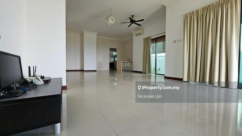 Semi-Detached House for Rent in Bayu Ferringhi, Batu Feringghi by Nickolas Lim - iProperty.com.my