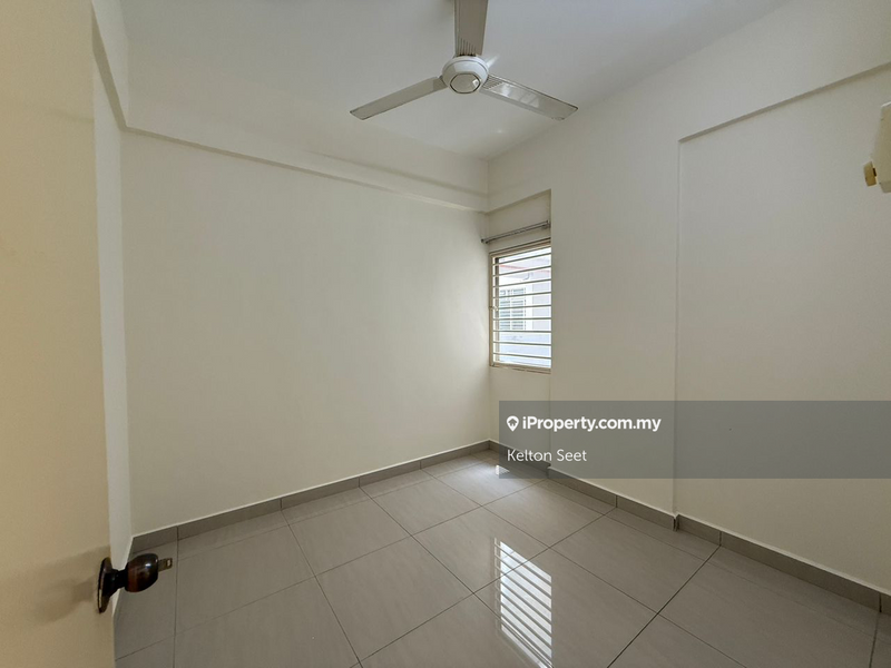 Apartment for Sale in Tiara Hatamas Apartment by Kelton Seet - iProperty.com.my