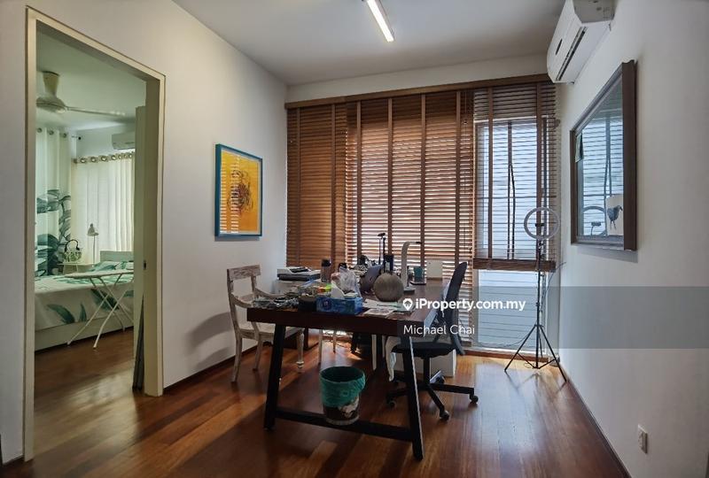 Bungalow House untuk Dijual di Jalan Villa 2/1, Lake Front Villa, Cyberjaya oleh Michael Chai - iProperty.com.my