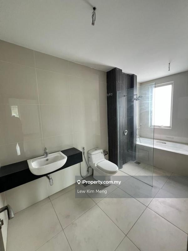 Rumah Berkembar untuk Dijual di e497w, Damansara Damai oleh Lew Kim Meng - iProperty.com.my