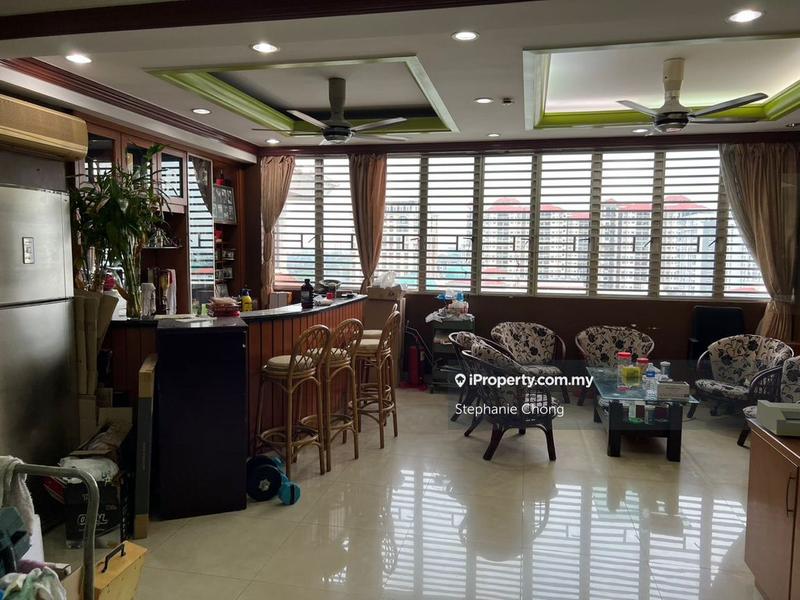 For Sale - Kelana D'Putera