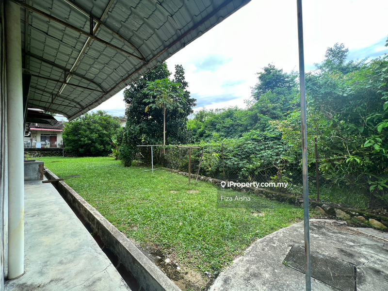Bungalow House for Sale in Jalan Yusof Taha, Johor Bahru by Fiza Aisha - iProperty.com.my