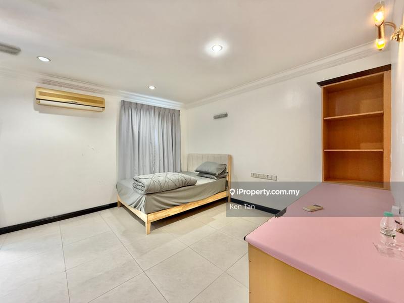 Bungalow House for Sale in Petaling Jaya, Selangor by Ken Tan - iProperty.com.my