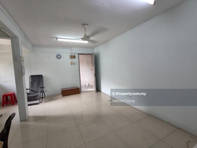 Flat for Sale in Desa Petaling Flat by Melissa Chong - iProperty.com.my