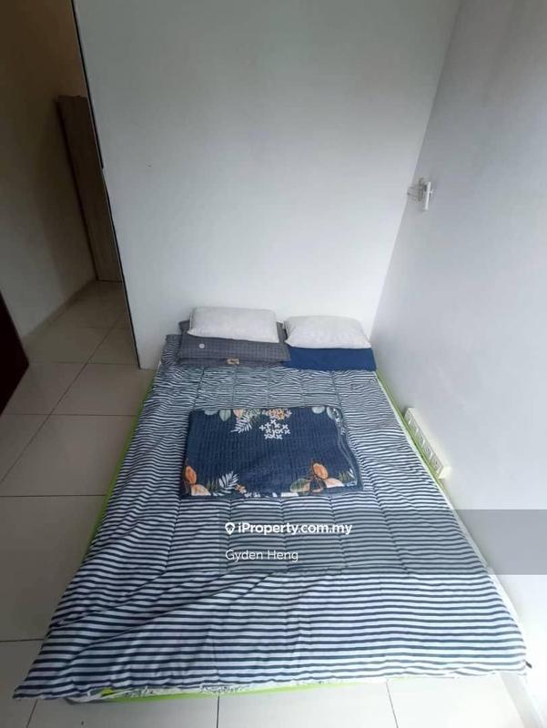 Kediaman Servis untuk Dijual di D'Summit Residences oleh Gyden Heng - iProperty.com.my