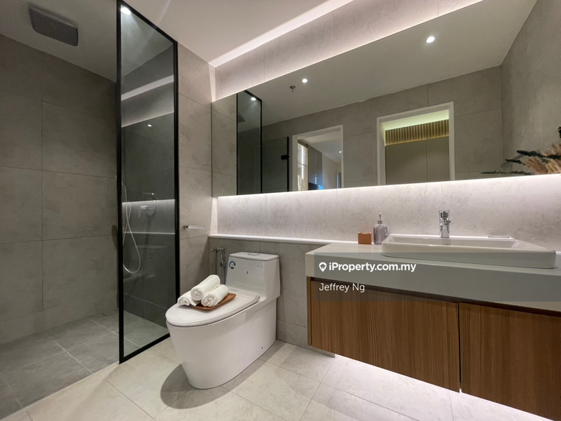 For Sale - Golden Crown Residence